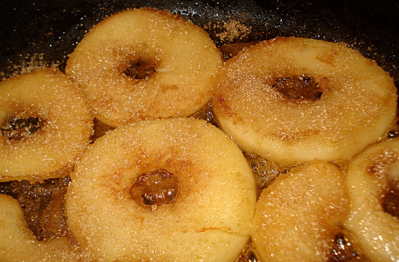 Pommes_caramelisees_t.800